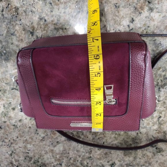 Steve Madden Wine Burgundy Tara Crossbody Bag Purse - Picture 9 of 11